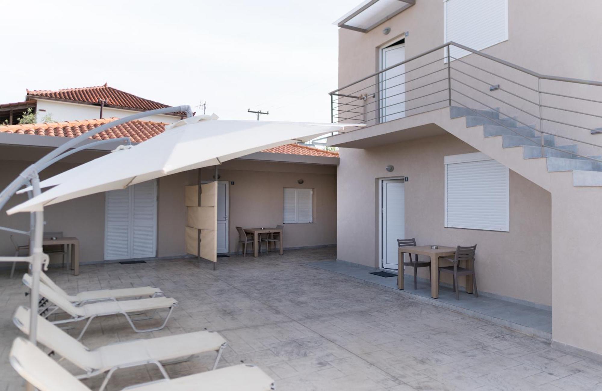 Dion Apartments 拉加纳斯 外观 照片